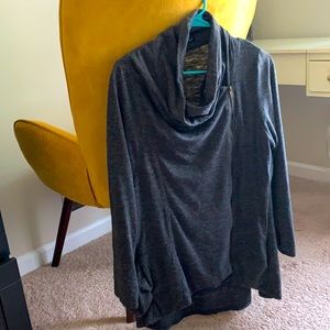 Cowl-neck zip-up hoodie!🥳